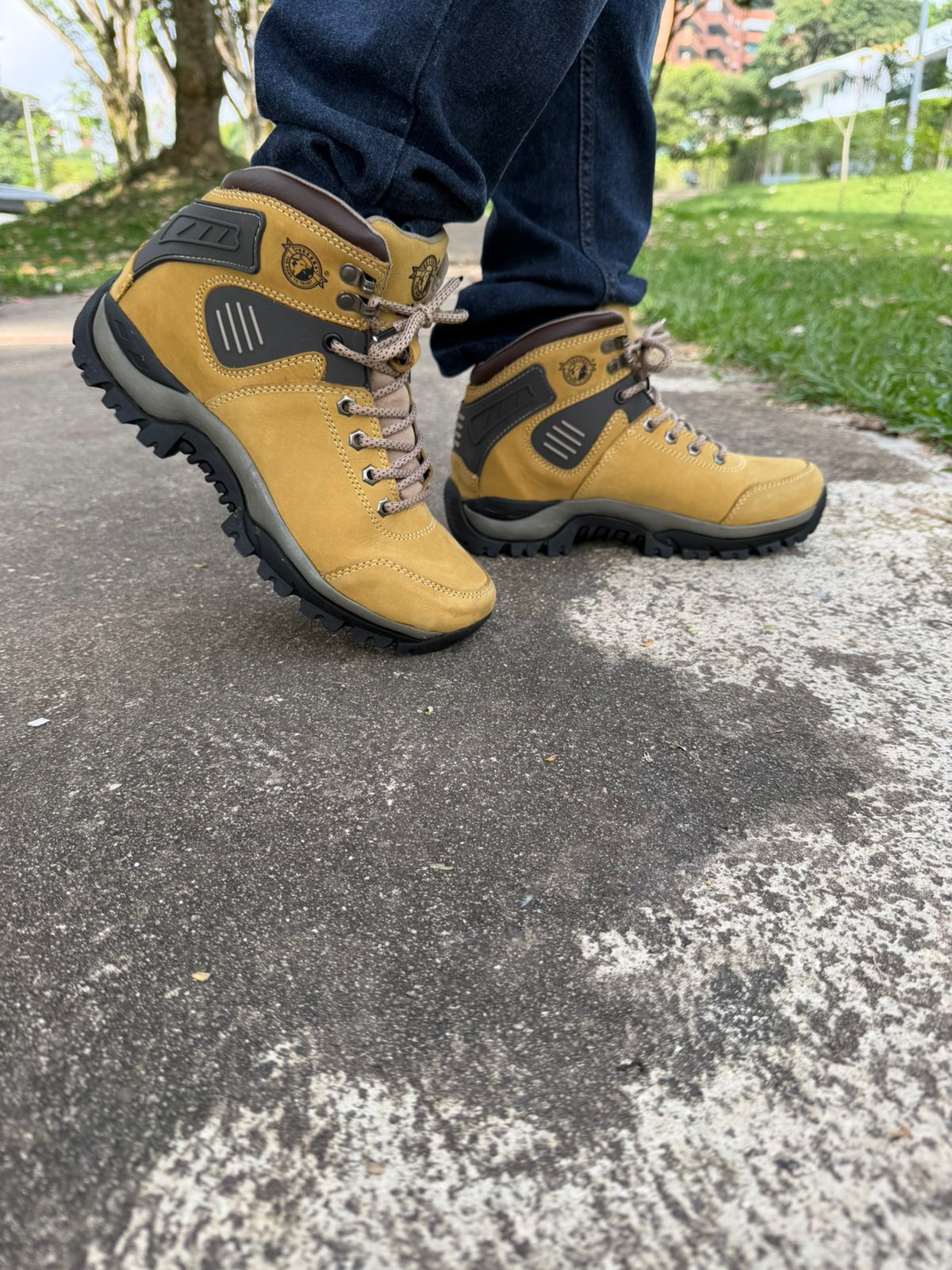 BOTAS BRAHMA 04 OCRE SP