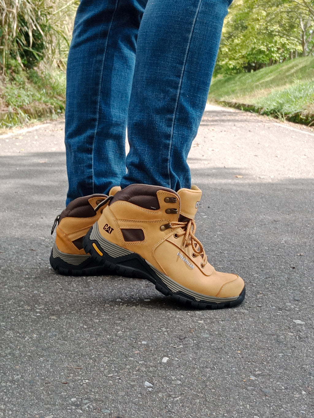 BOTAS CAT 1377 ORO SP