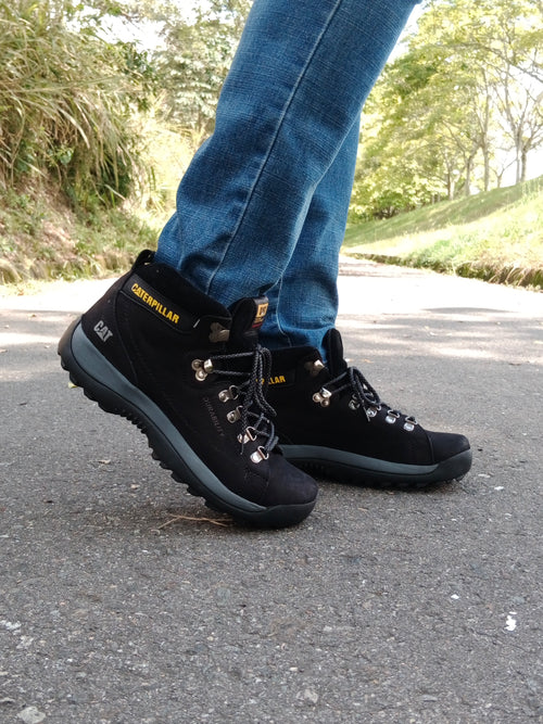 BOTAS CAT 1323 ALASKA NEGRA SP
