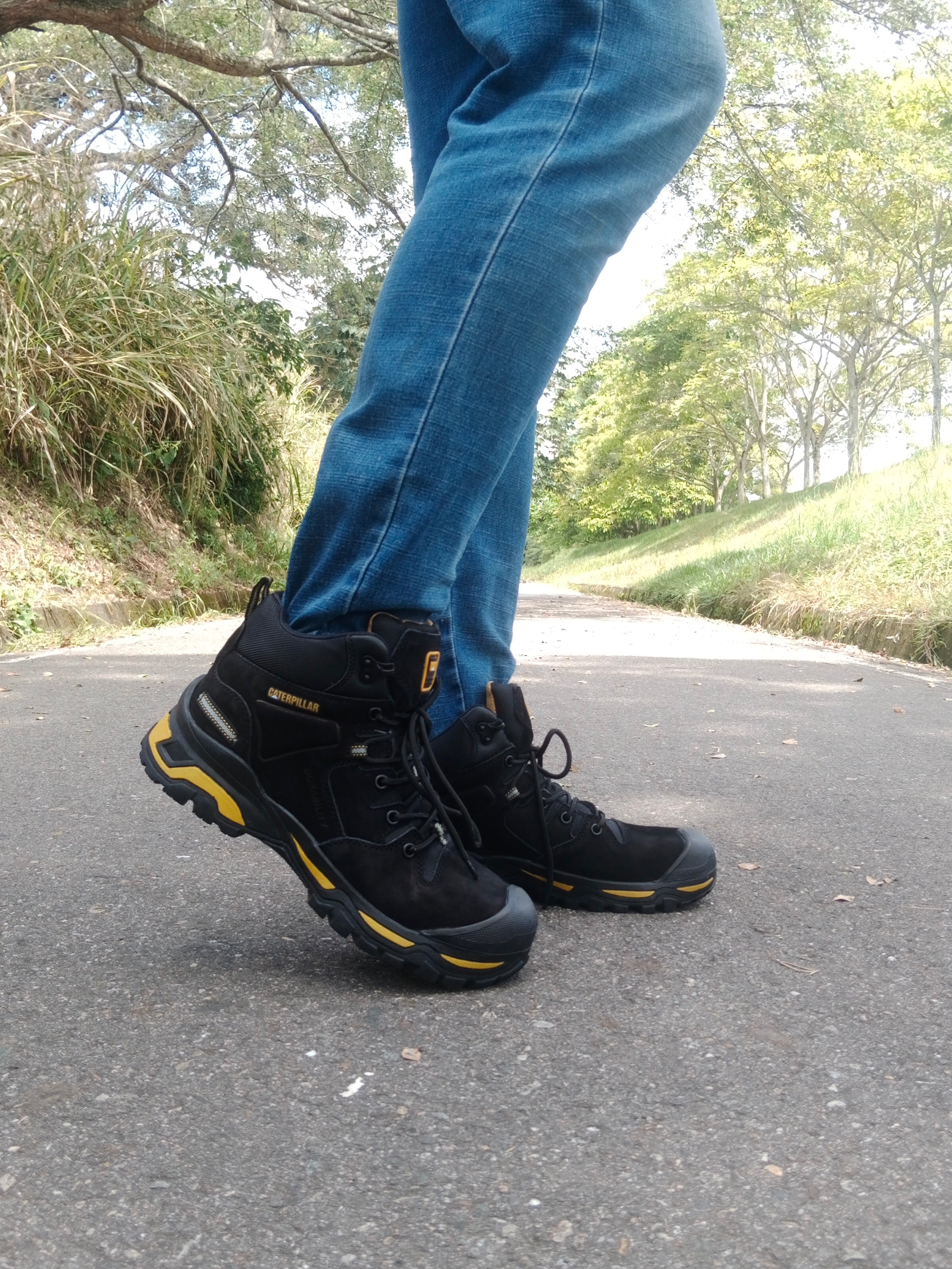 BOTAS CAT 1350R NEGRO CP