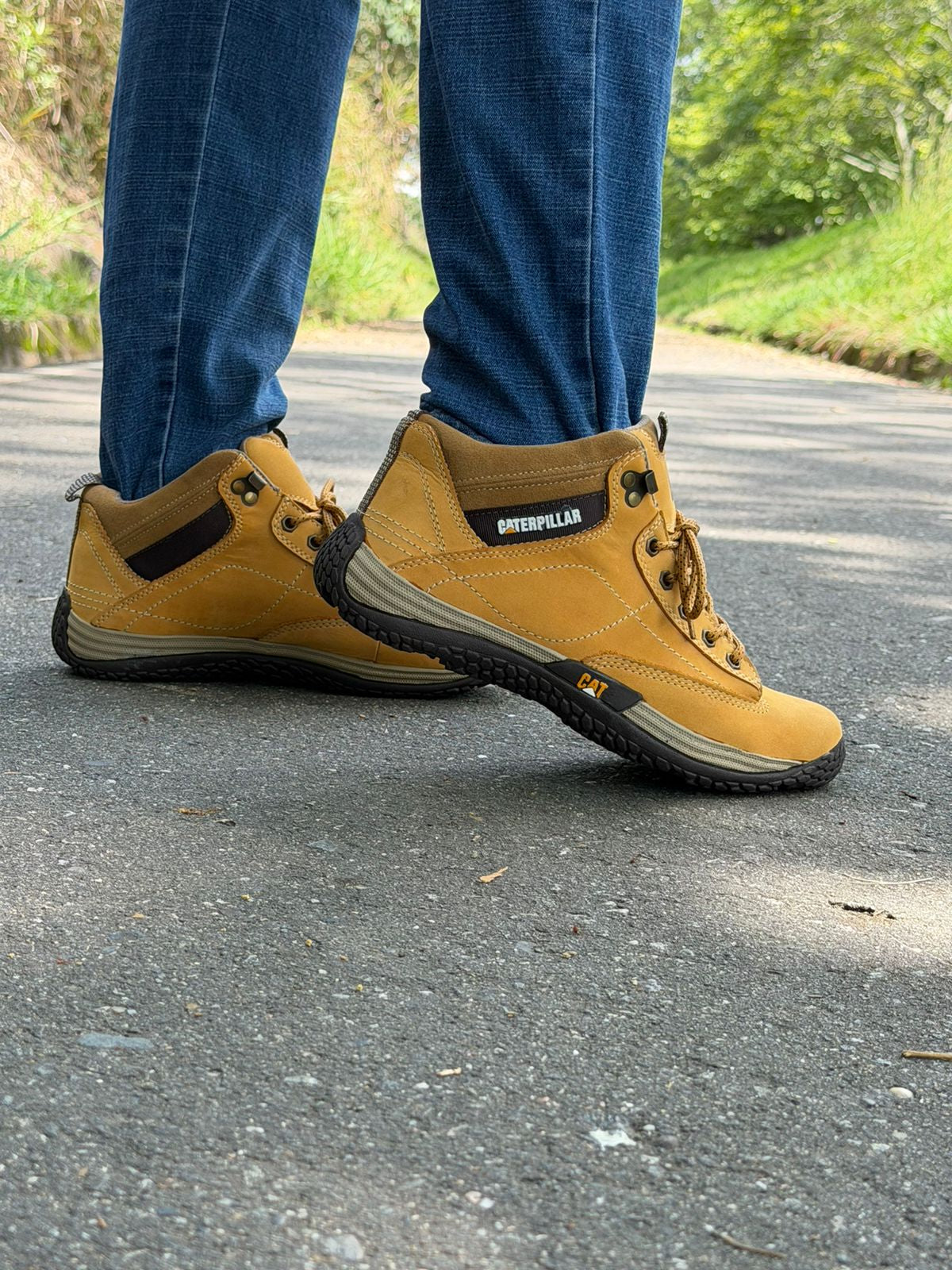BOTAS CAT 1309 ORO SP